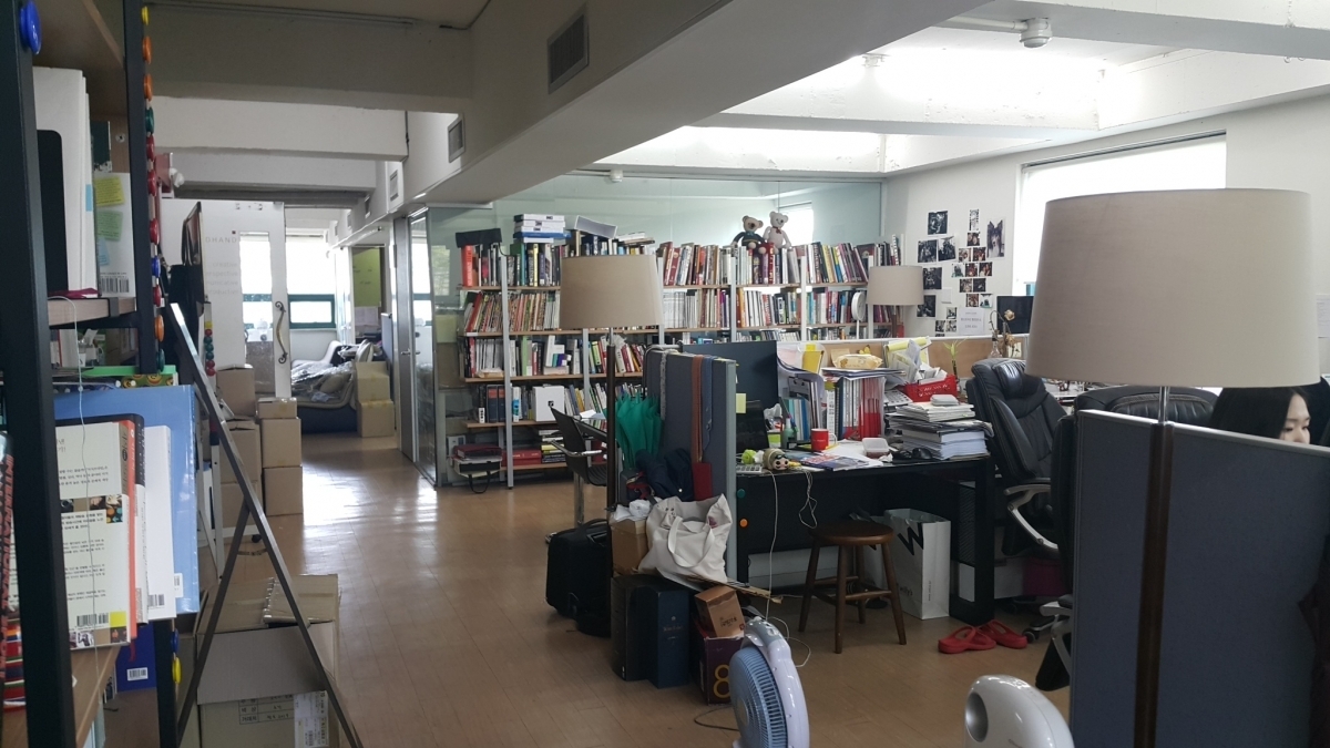 새로수길내 4층 전용면적 50평 사무실 임대