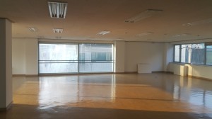 신사동 압구정로 이면 7층빌딩의 4층 전층 임대