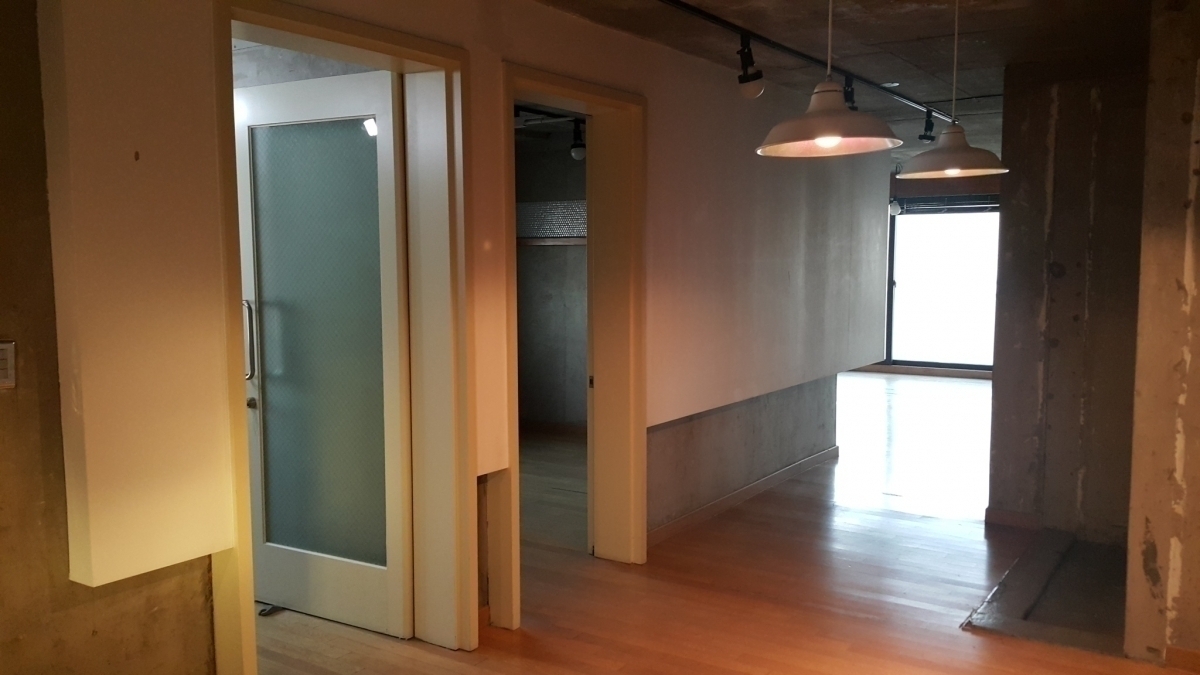 신사동 세로수길 메인 상권 6층 사무실 임대